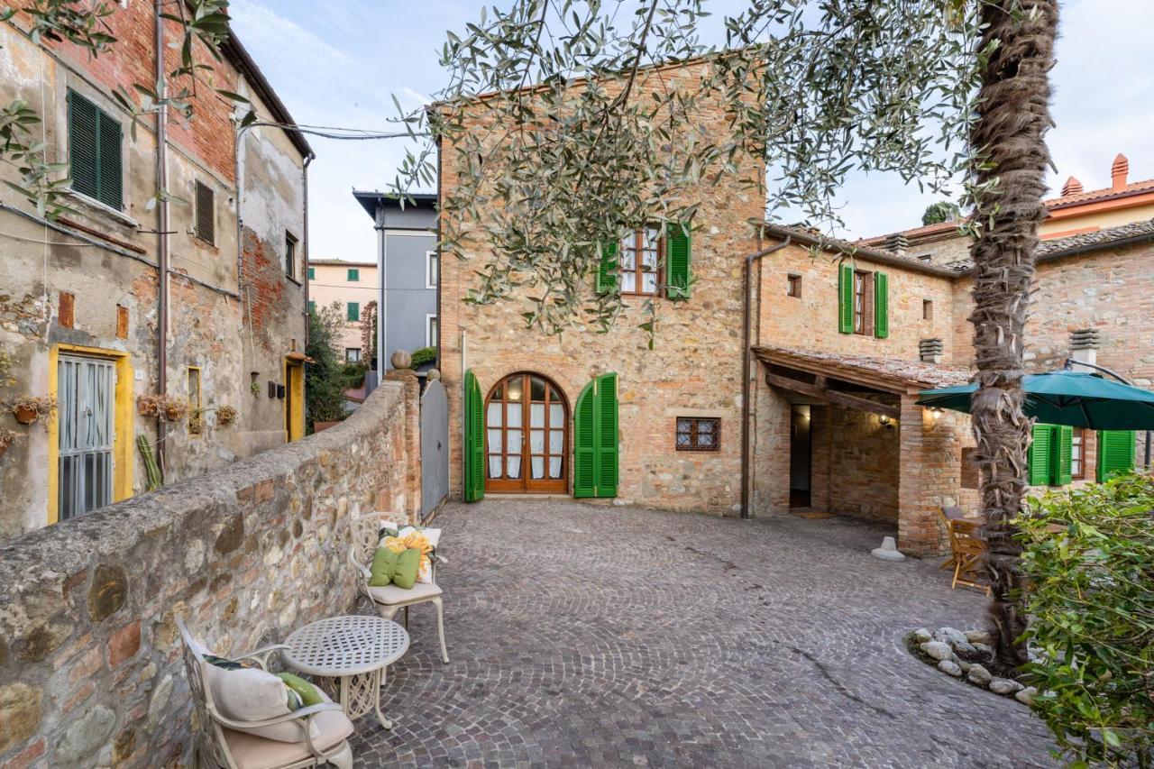 Lajatico Rentals - Casa Di Alice Nel Borgo ภายนอก รูปภาพ