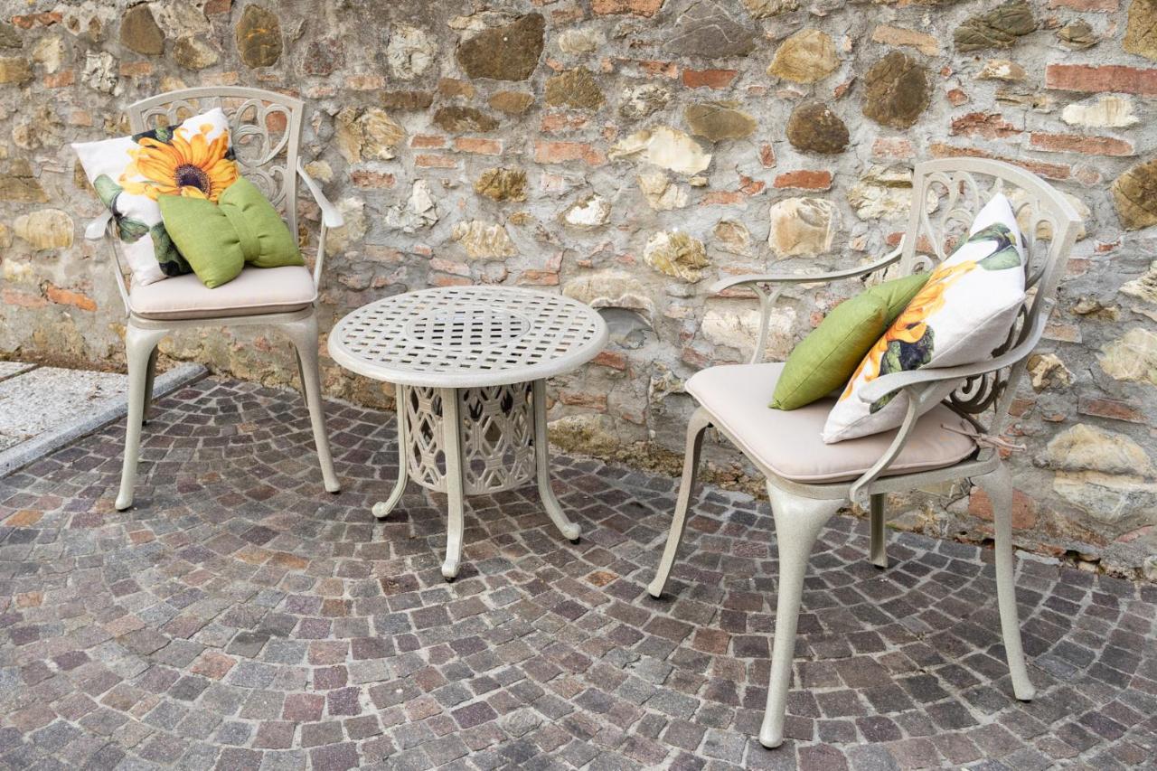 Lajatico Rentals - Casa Di Alice Nel Borgo ภายนอก รูปภาพ