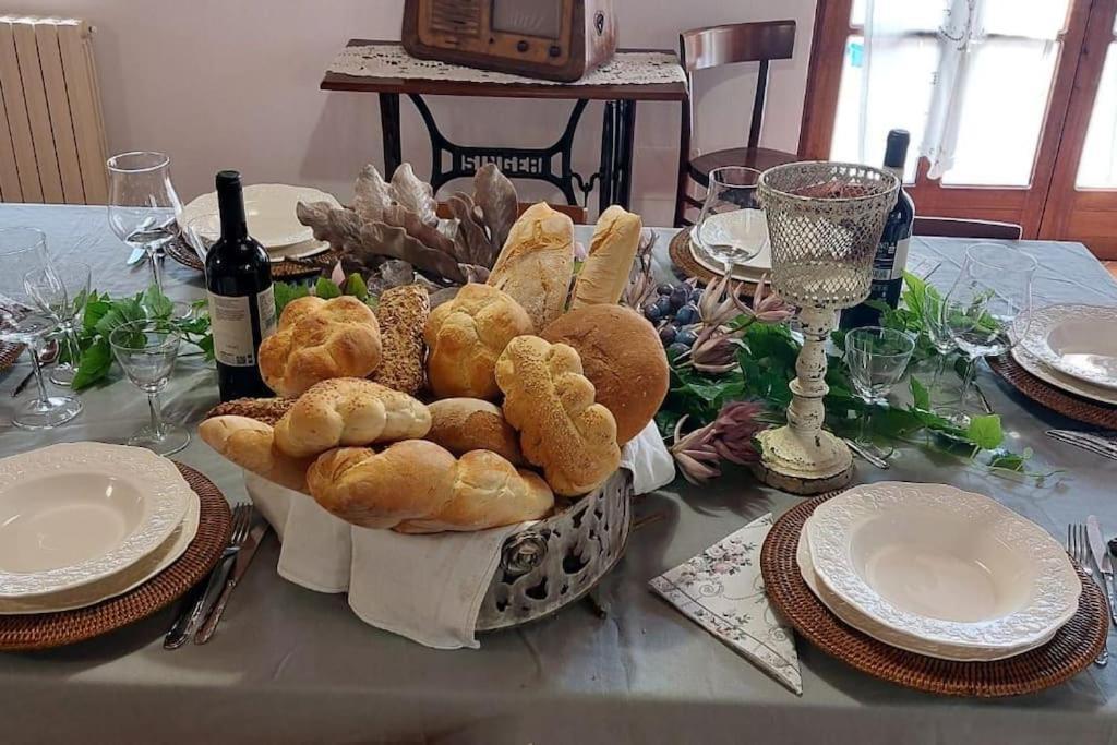 Lajatico Rentals - Casa Di Alice Nel Borgo ภายนอก รูปภาพ